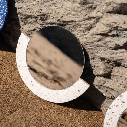 Miroir en coquillages valorisés Loar demi - lune - Malakio