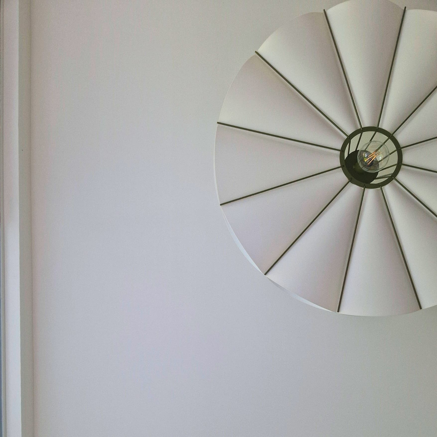 Luminaire Acacia par Mobilier Carrier